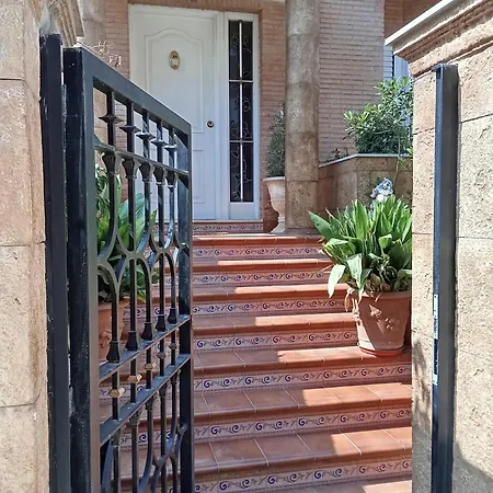 Valencia Casa Rosa Проживание в семье *