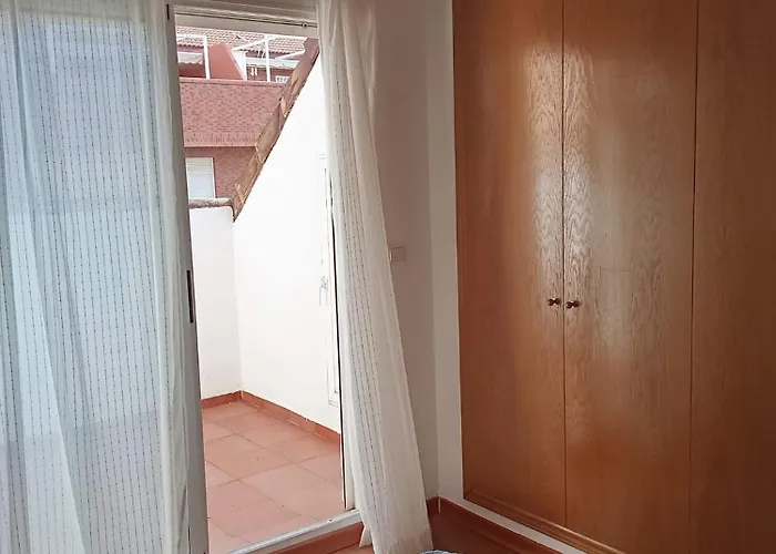 Valencia Casa Rosa