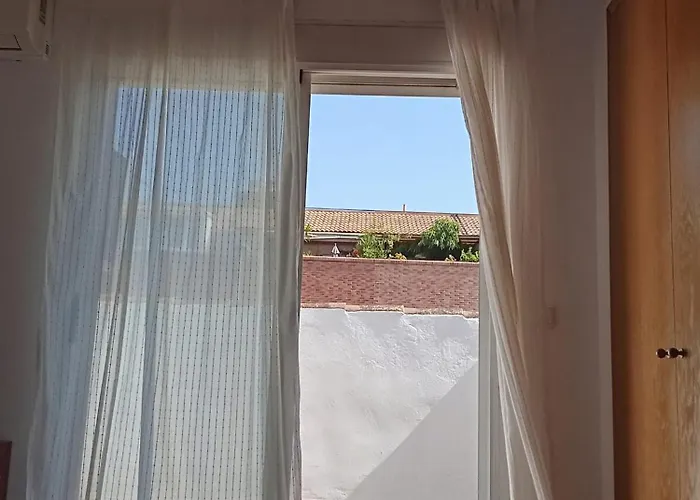 Valencia Casa Rosa * Sedavi